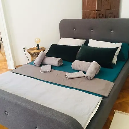 Apartma Good Vibes *